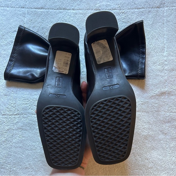 Square Toe Brown Heel Boots - Picture 2 of 5